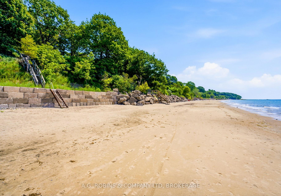 559-lakeshore-road-e-port-colborne-ontario-x13561680