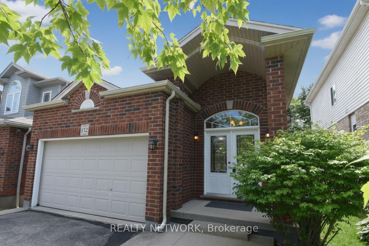 132-clough-crescent-guelph-ontario-x13562052