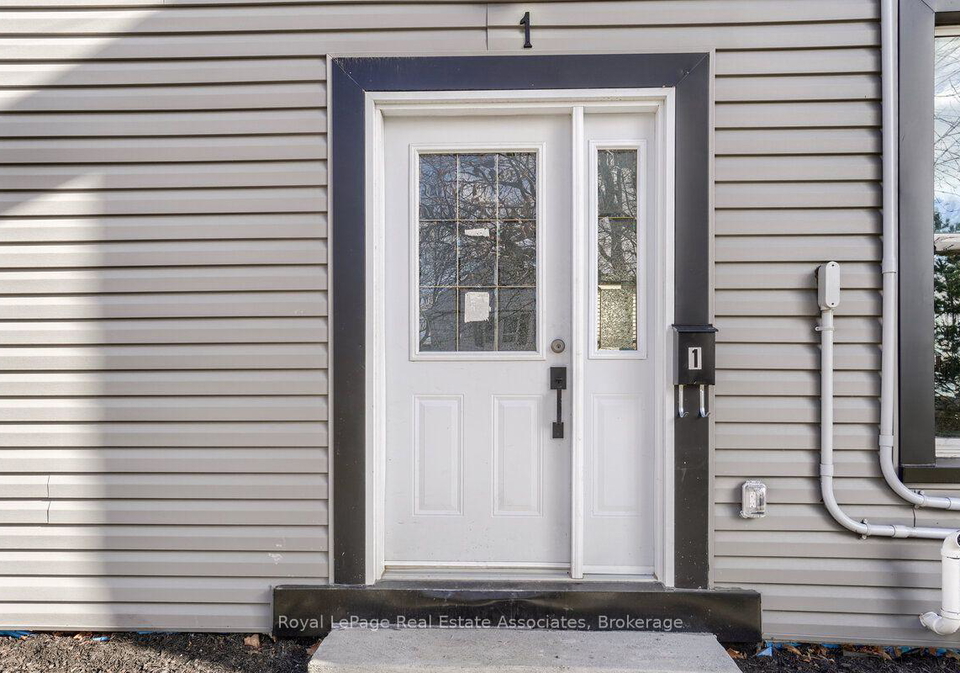 39-welland-avenue-s-st-catharines-ontario-x13562122