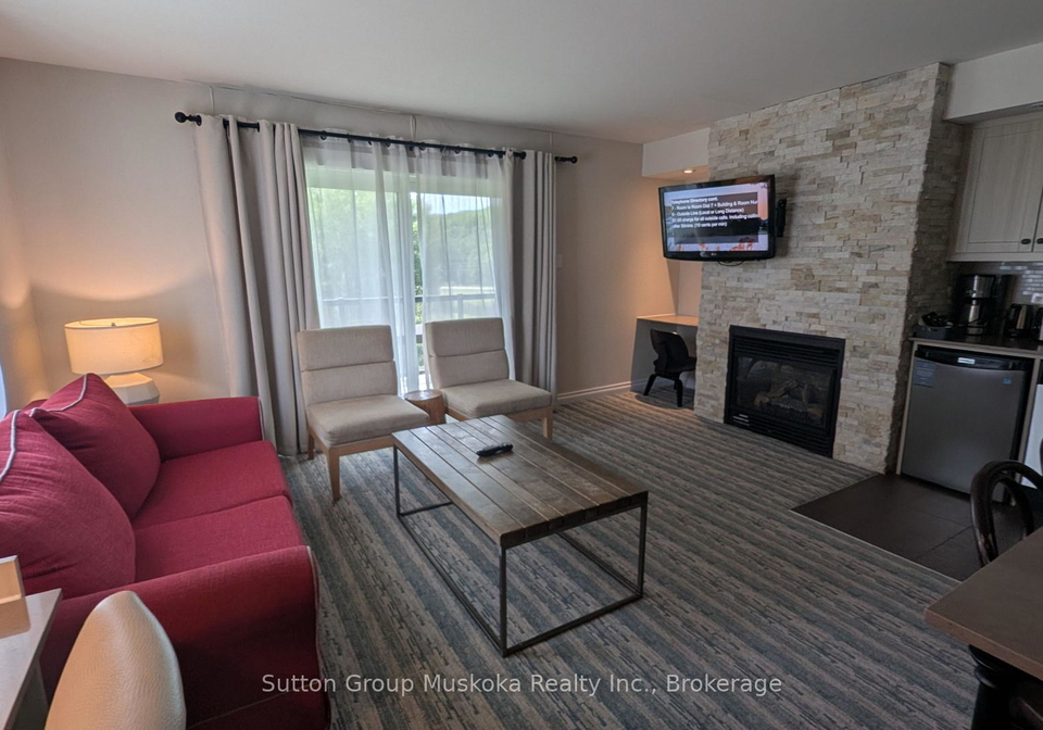 deerhurst-drive-huntsville-ontario-x13562246