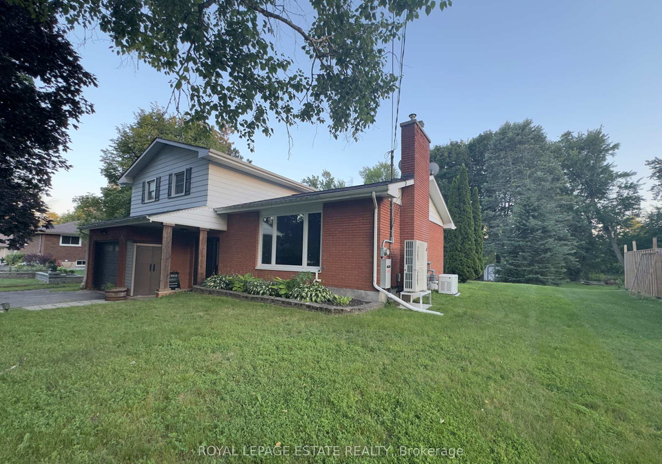 102-greenfield-park-belleville-ontario-x13562318