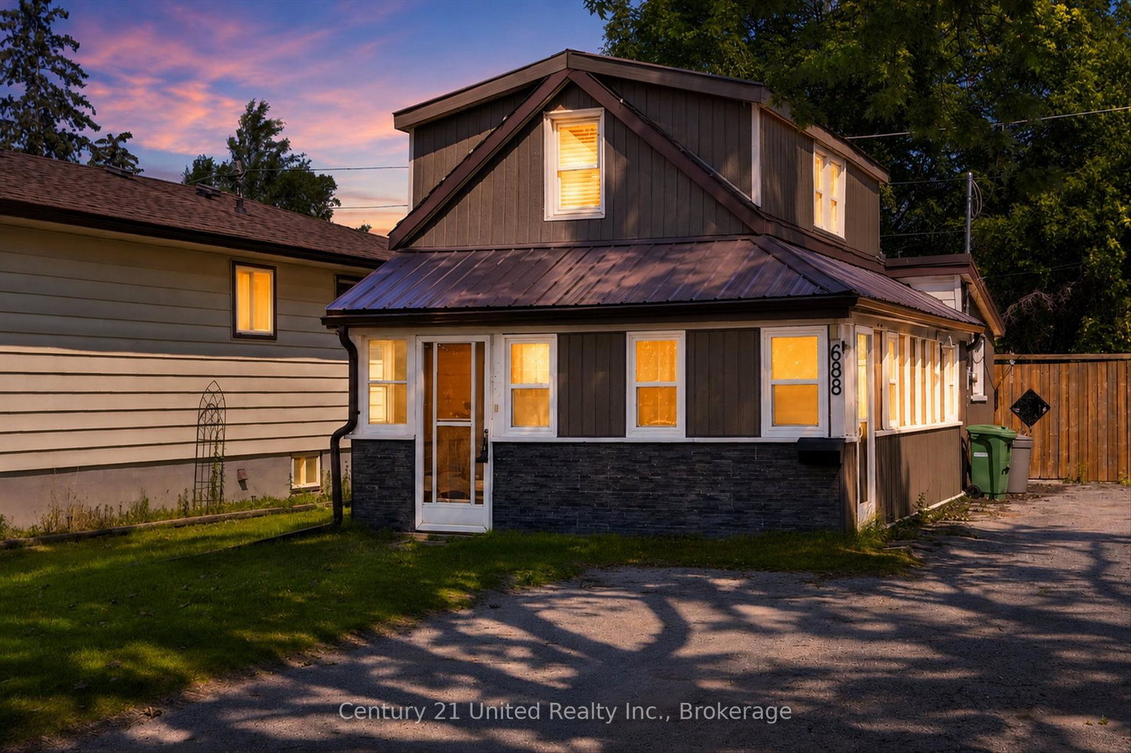 688-st-marys-street-peterborough-ontario-x13562388
