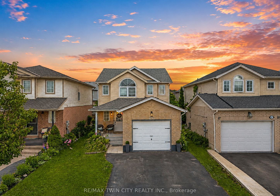 925-copper-leaf-crescent-kitchener-ontario-x13562392