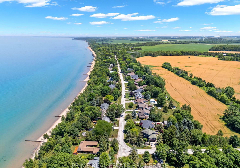 4710-lakeside-street-plympton-wyoming-ontario-x13562600