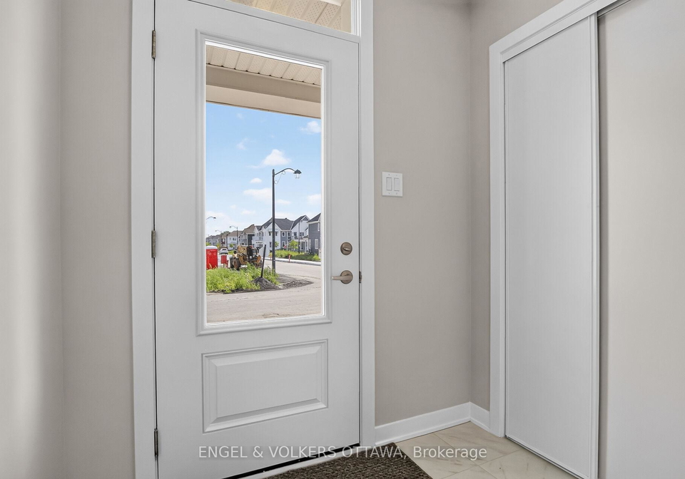 728-haflinger-row-ottawa-ontario-x13562944