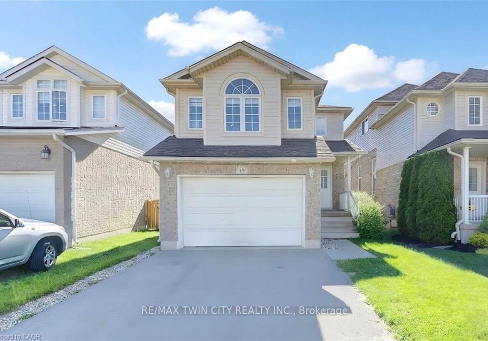 39-chantilly-street-kitchener-ontario-x13563044