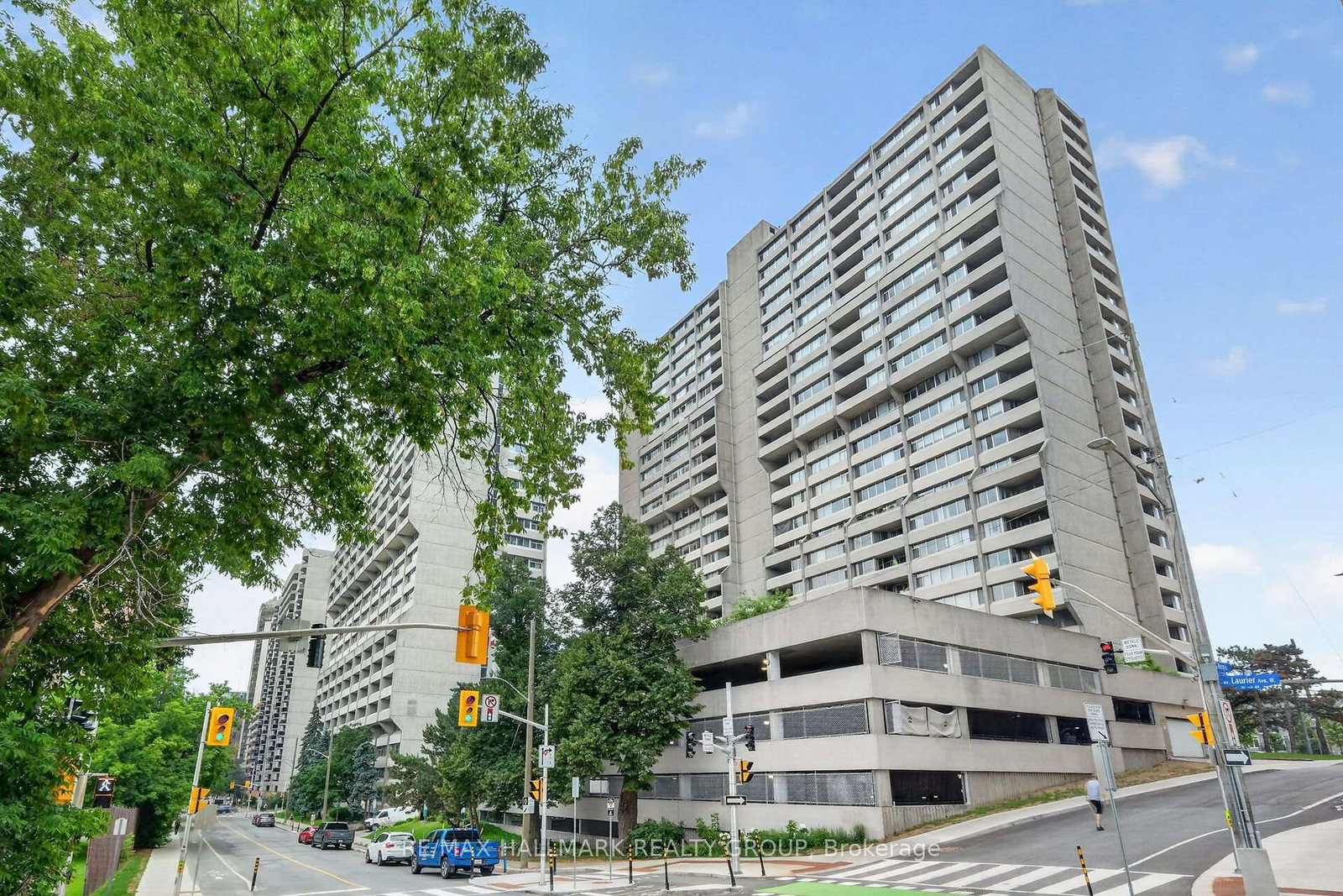 530-laurier-avenue-ottawa-ontario-x13563174