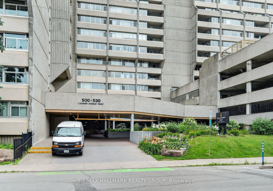 530-laurier-avenue-ottawa-ontario-x13563174