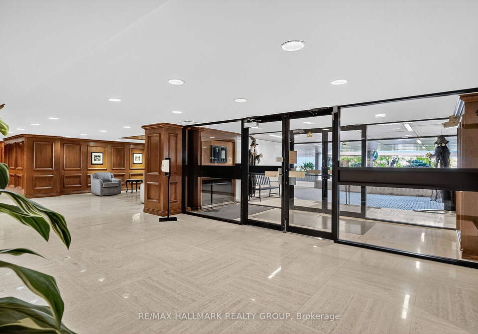 530-laurier-avenue-ottawa-ontario-x13563174