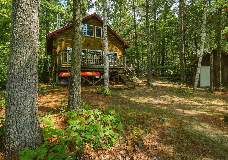 1080-kabakwa-lake-trail-algonquin-highlands-ontario-x13563280