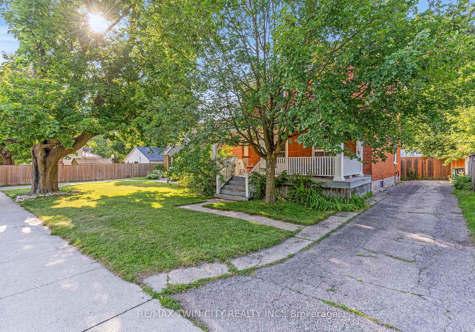 630-lawrence-street-cambridge-ontario-x13563290