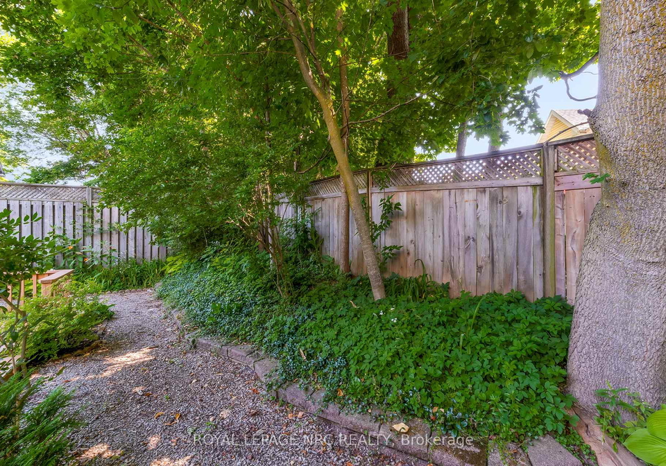 25-milburn-drive-pelham-ontario-x13563302