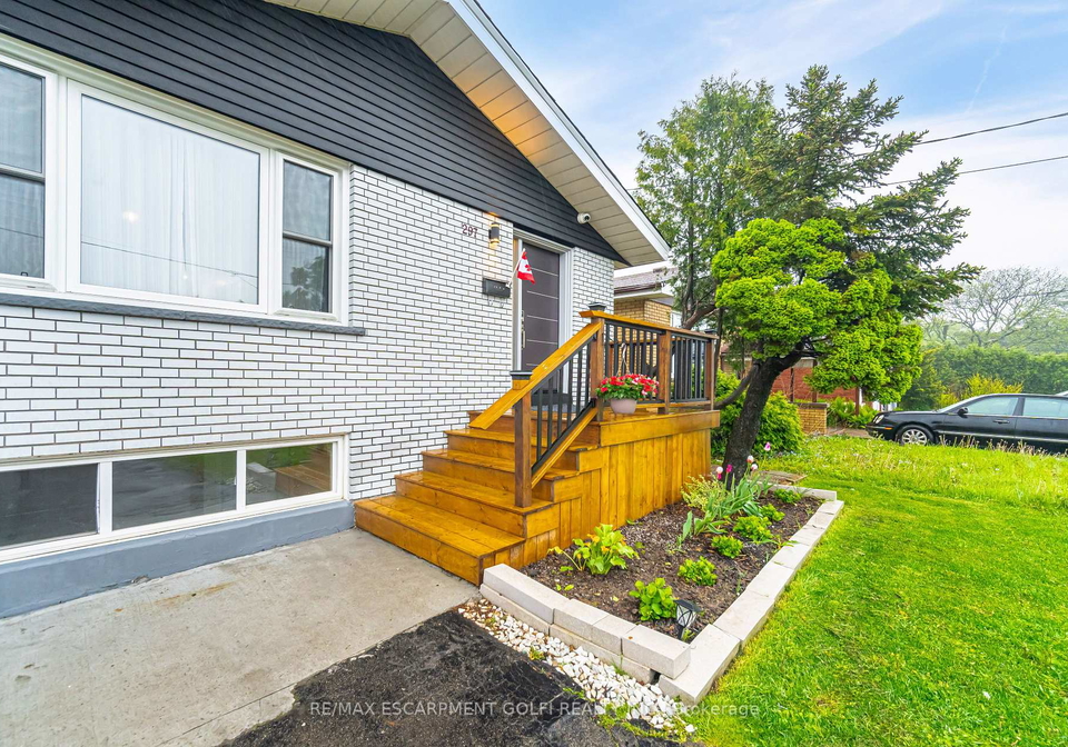 297-mohawk-road-w-hamilton-ontario-x13563488