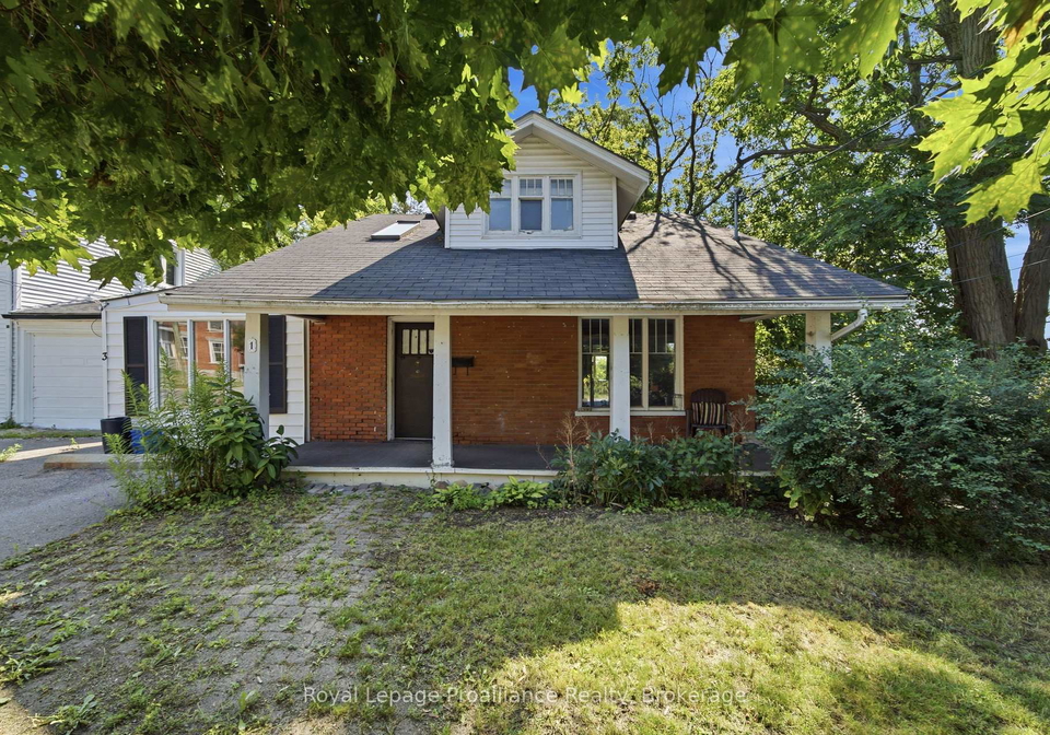 1-highland-avenue-belleville-ontario-x13563522