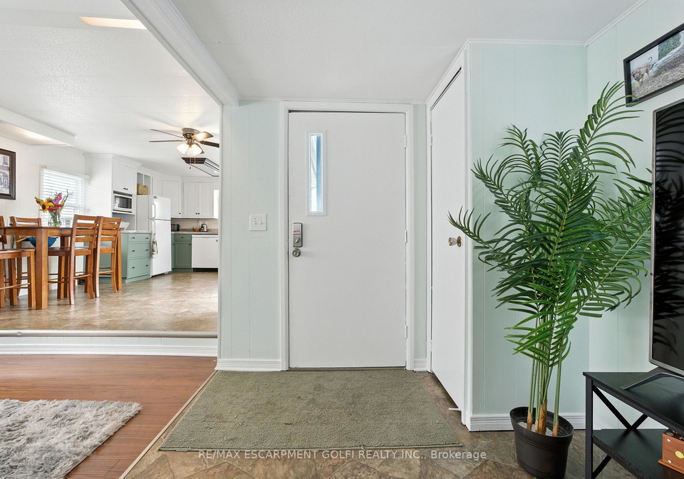 4588-martha-lane-lincoln-ontario-x13563658