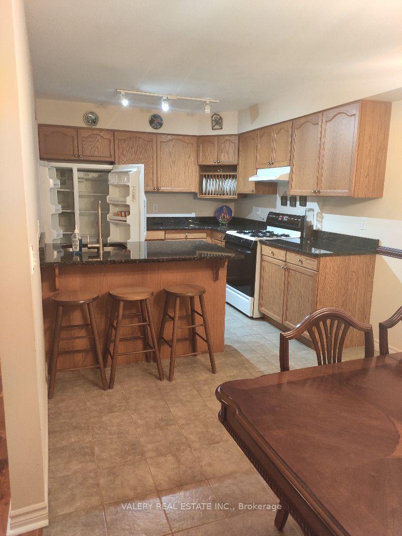 1058-lexington-circle-windsor-ontario-x13563660