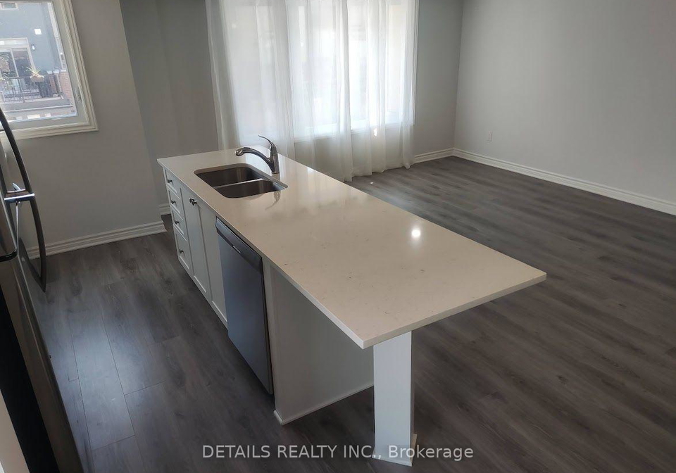 800-kiniw-private-ottawa-ontario-x13563782