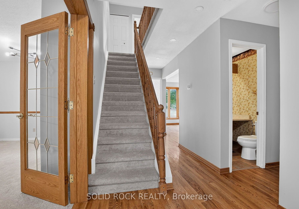 54-huntsman-crescent-kanata-ontario-x13564070
