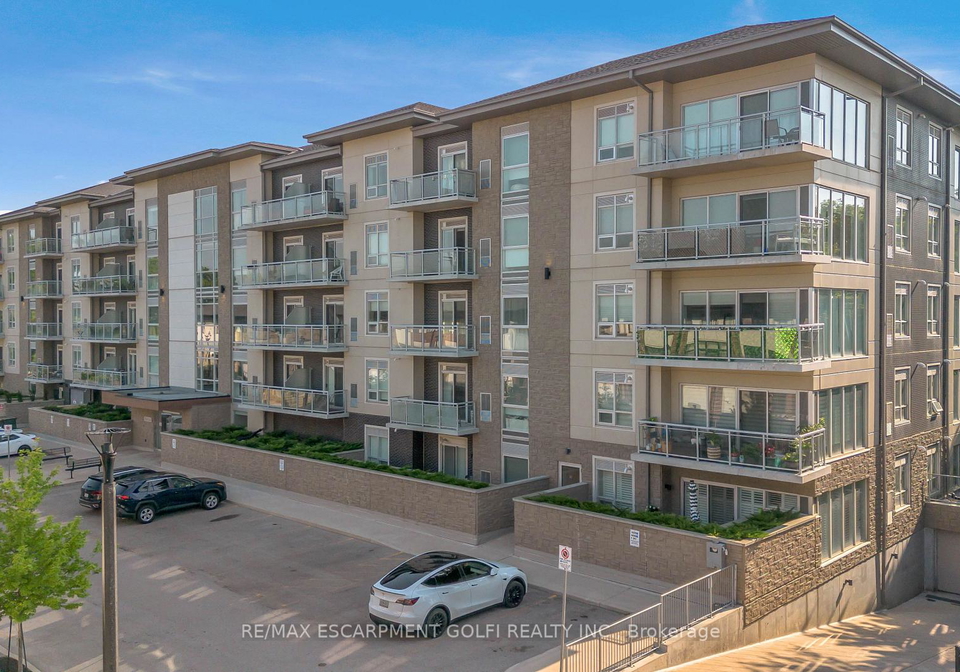 16-markle-crescent-hamilton-ontario-x13564126