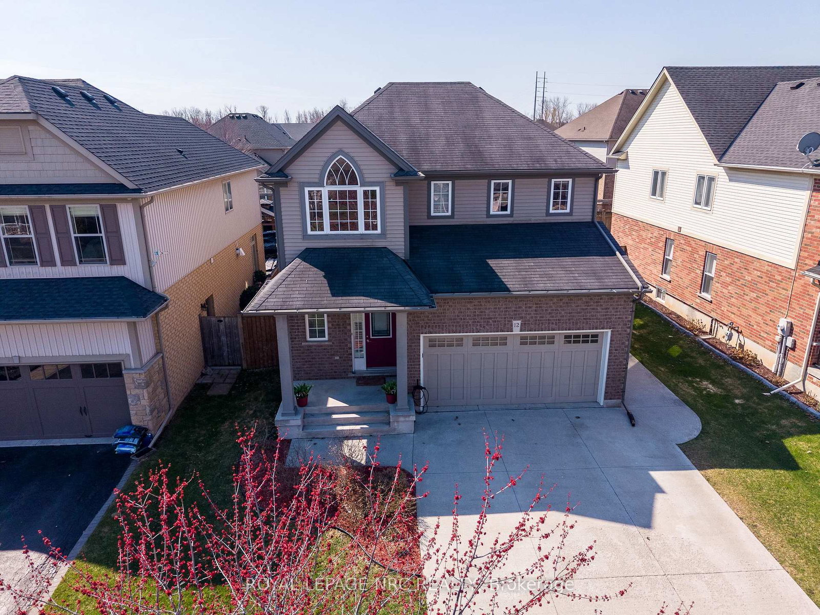 12-wilfrid-laurier-crescent-st-catharines-ontario-x13564128