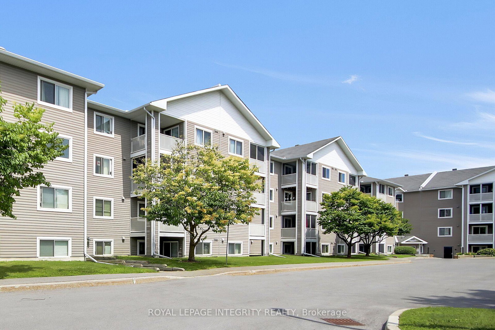 316-lorry-greenberg-drive-ottawa-ontario-x13564188