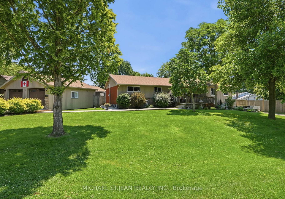 25-saveryn-road-hamilton-ontario-x13564232