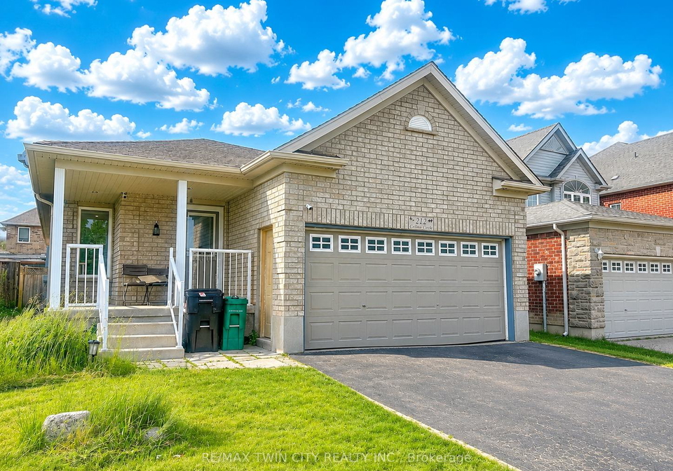 212-colton-circle-kitchener-ontario-x13564294