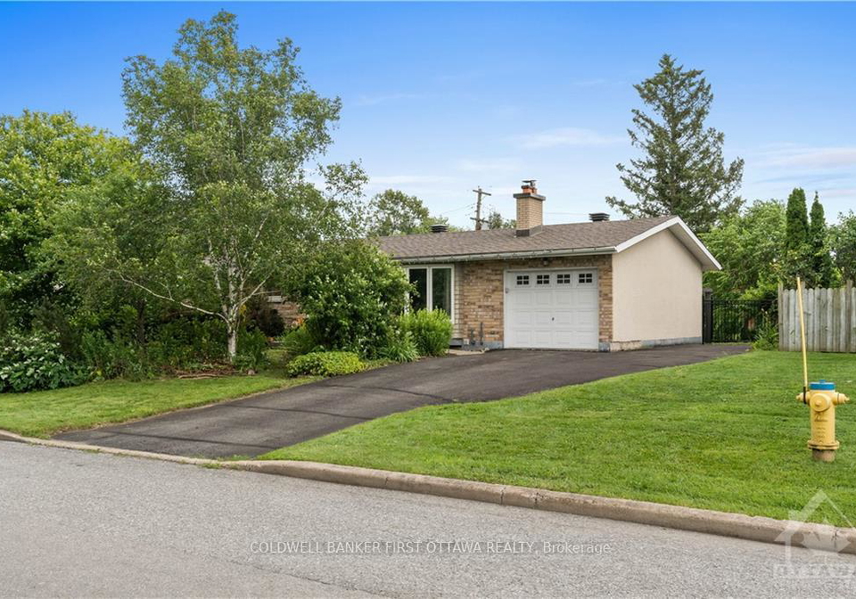 12-oakwood-avenue-ottawa-ontario-x13564324