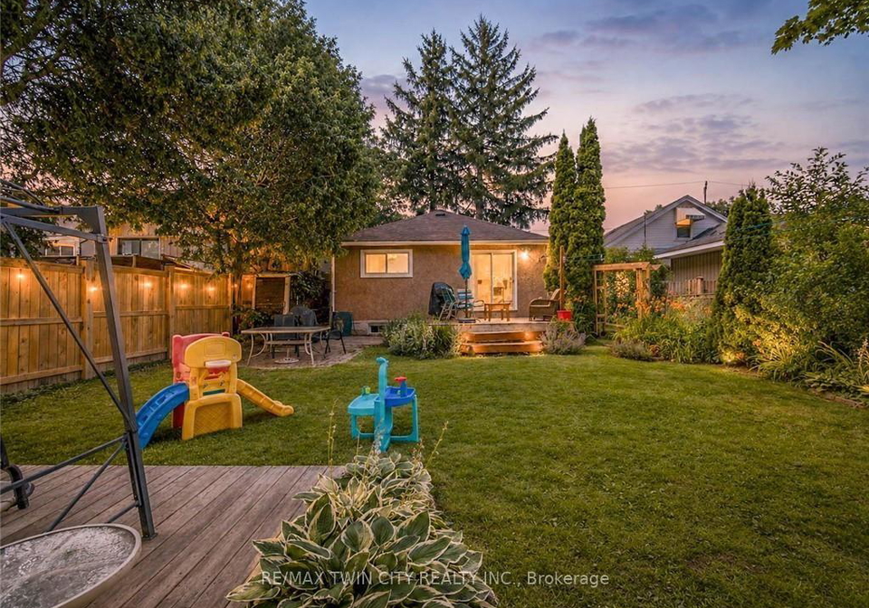 137-francis-street-cambridge-ontario-x13564438