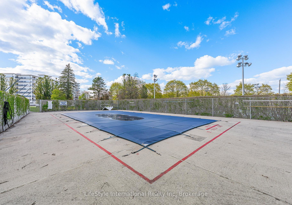 19-woodlawn-road-e-guelph-ontario-x13564458