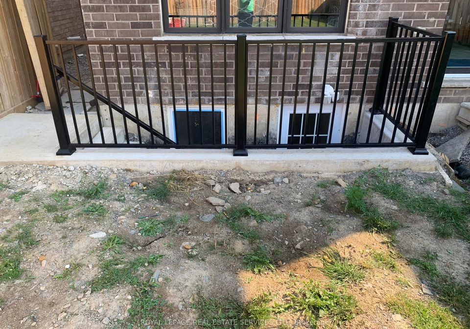 328-bedrock-drive-hamilton-ontario-x13564568