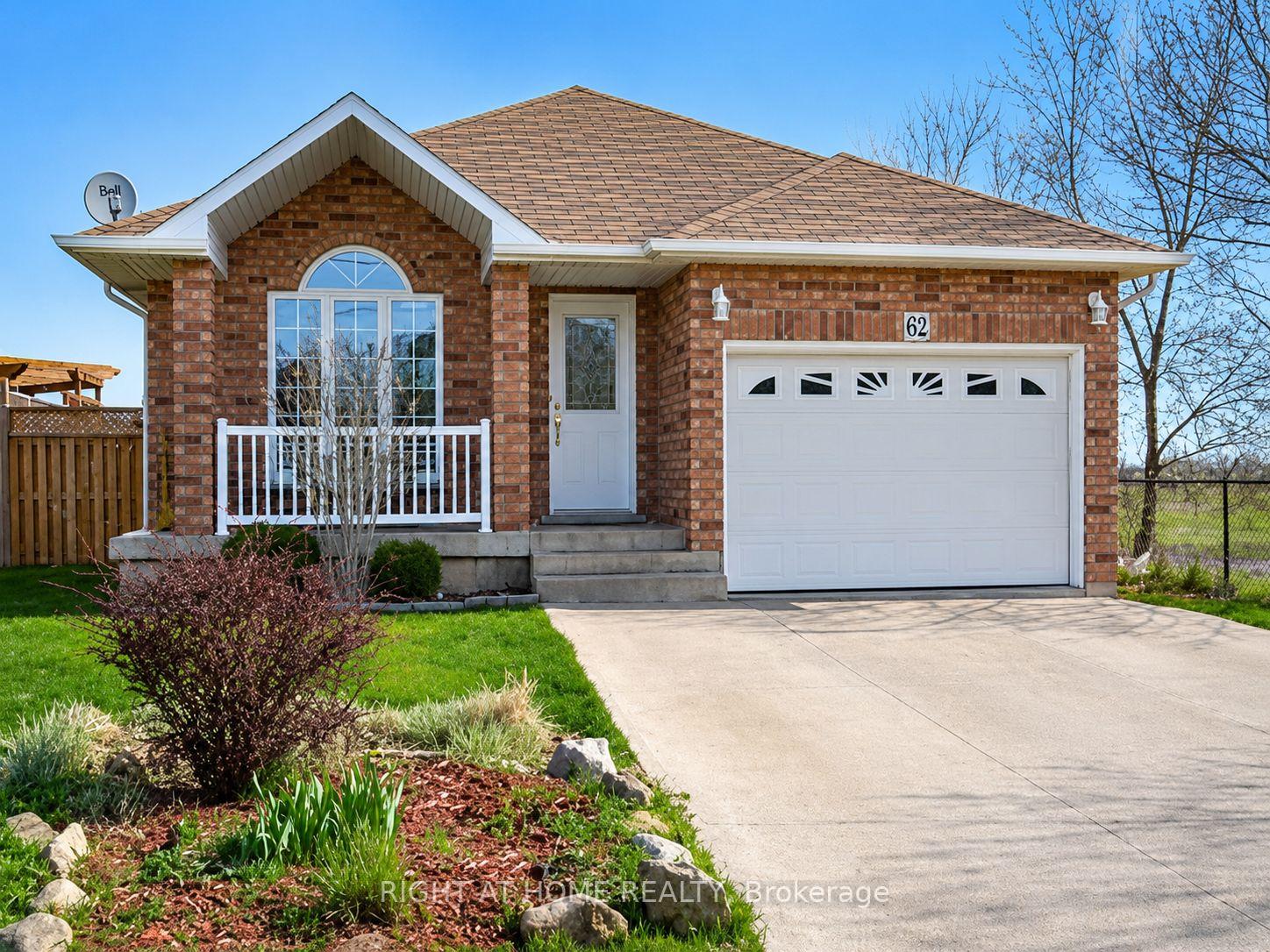 62-highland-road-w-hamilton-ontario-x13564704