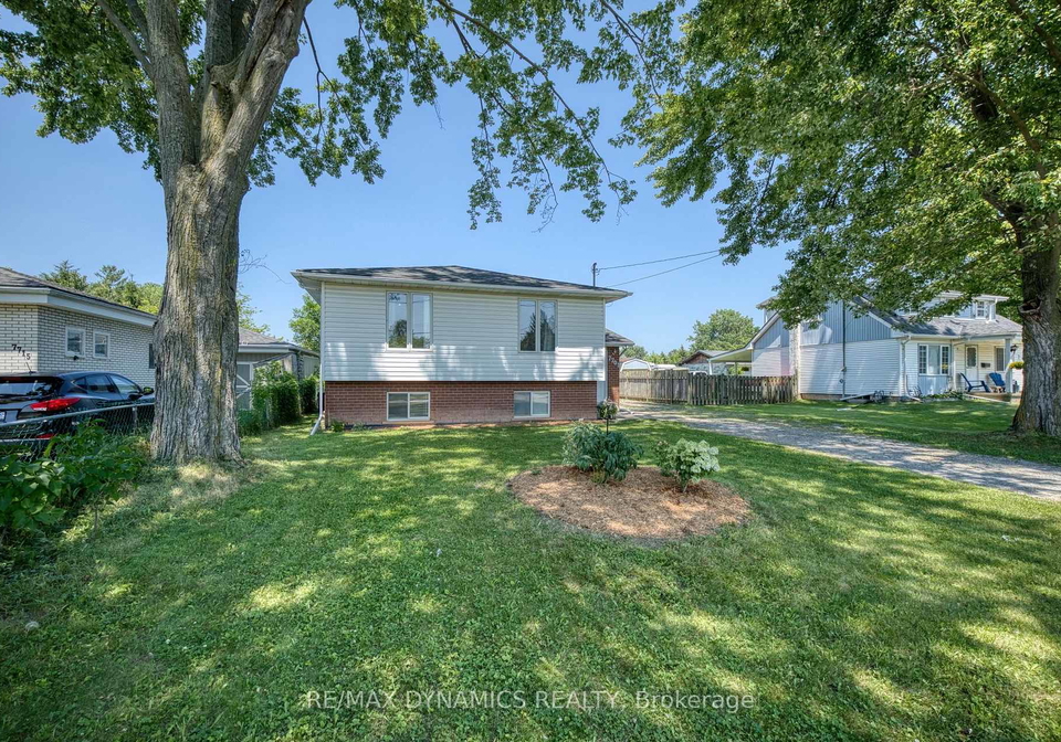 7701-badger-road-niagara-falls-ontario-x13564814