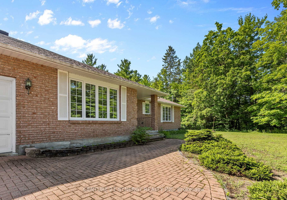 3-carlisle-circle-ottawa-ontario-x13564884