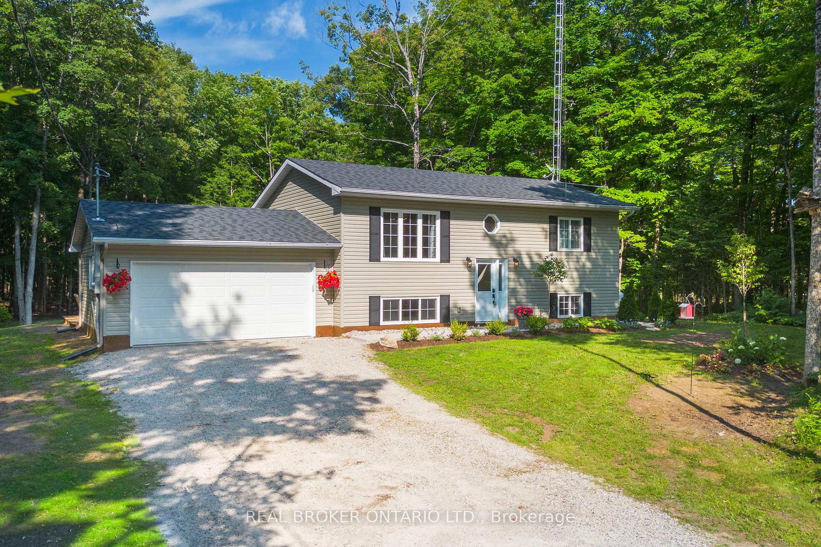 804-darling-road-lanark-highlands-ontario-x13565050