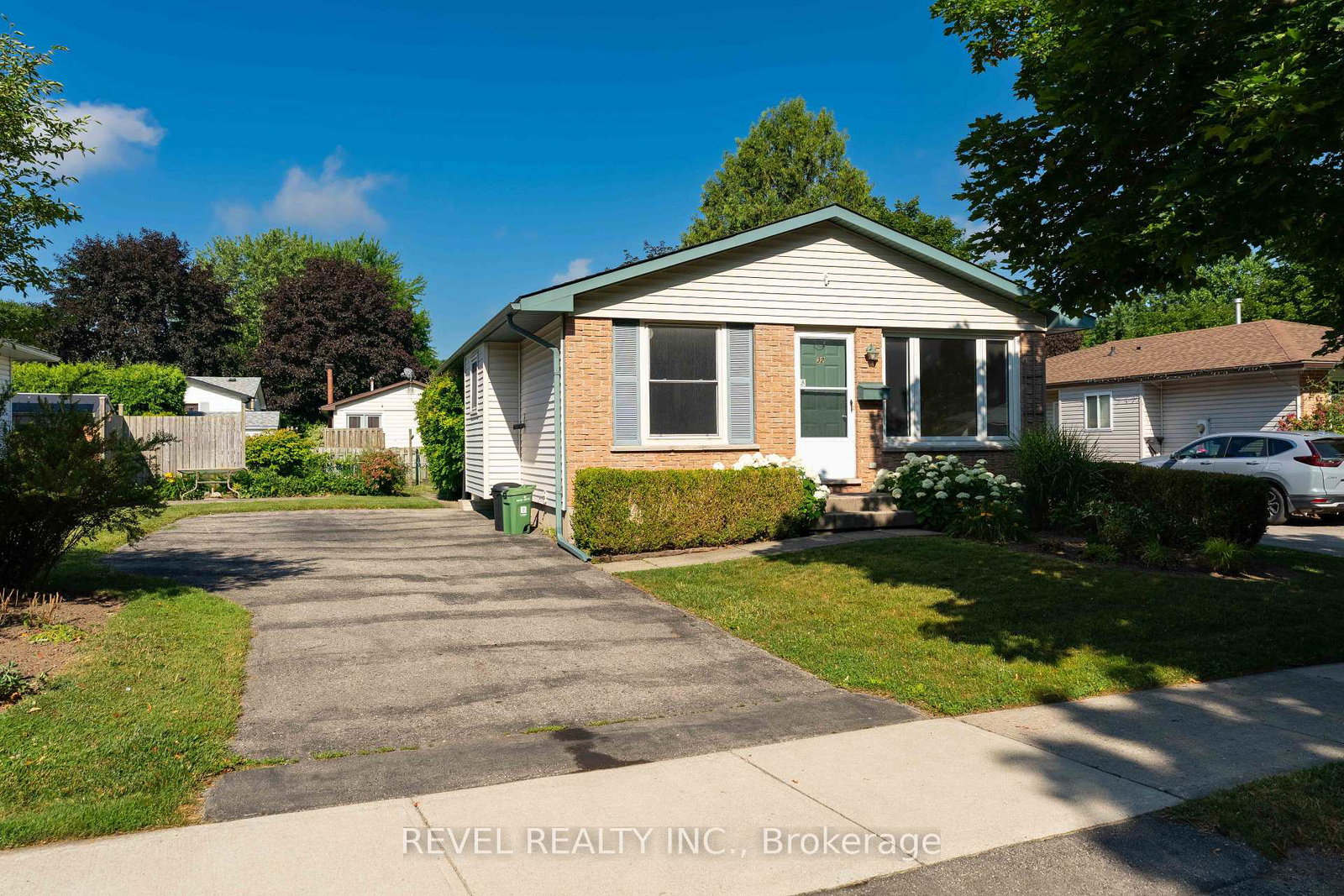 32-brunswick-avenue-london-north-ontario-x13565090