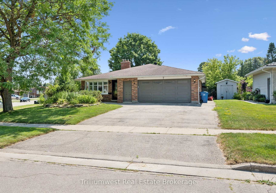 7-teakwood-place-guelph-ontario-x13565186