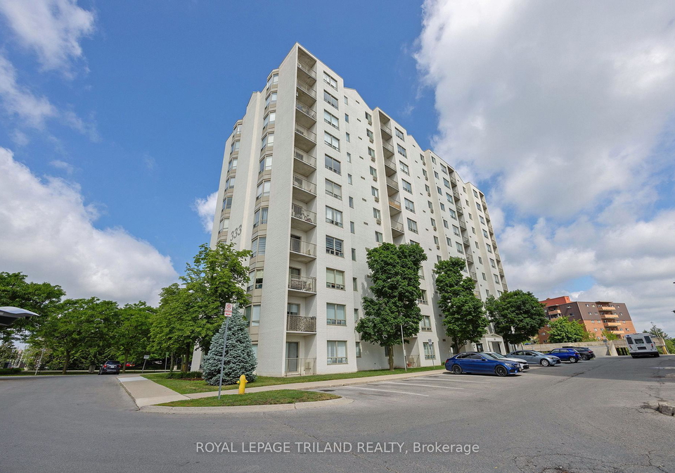 333-commissioners-road-w-london-south-ontario-x13565374