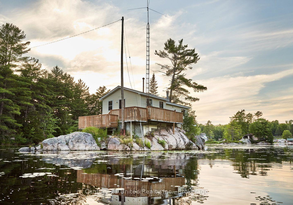 3402-island-340-trent-lakes-ontario-x13565382
