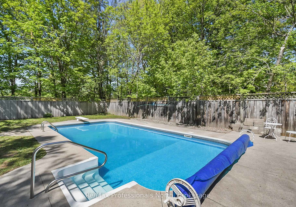 110-fraser-street-gravenhurst-ontario-x13565408