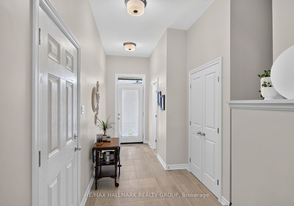 357-barrett-farm-drive-ottawa-ontario-x13565606