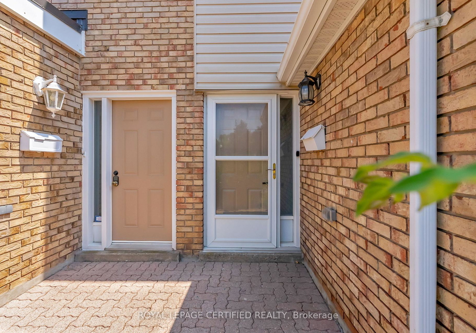 11-harrisford-street-hamilton-ontario-x13565726