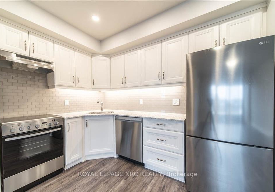 5698-main-street-niagara-falls-ontario-x13565772