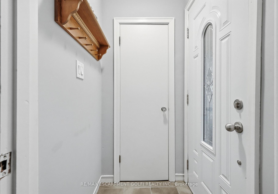 13-east-41st-street-hamilton-ontario-x13565918