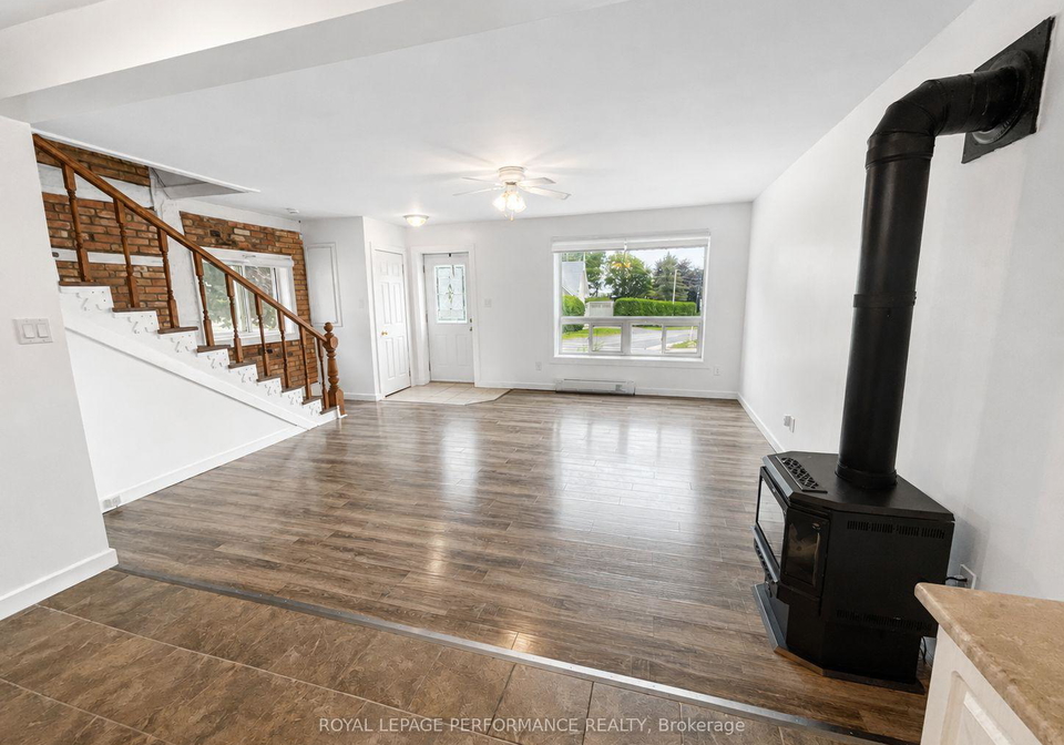 989-king-street-champlain-ontario-x13565942