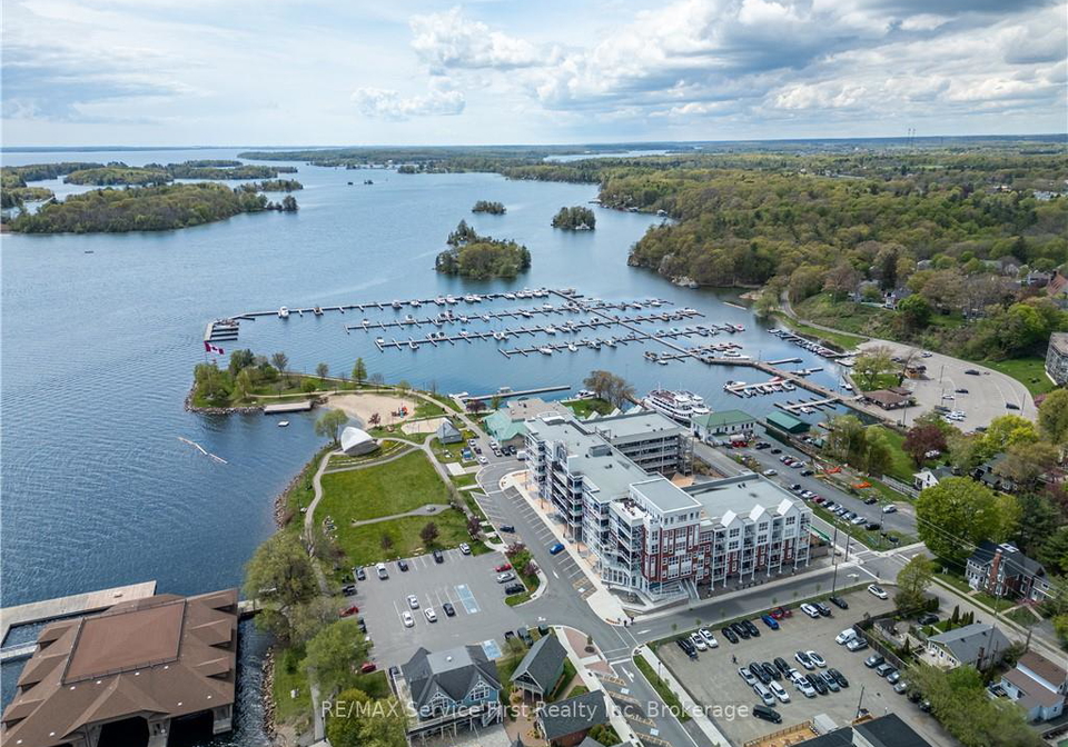 130-water-street-gananoque-ontario-x13566038