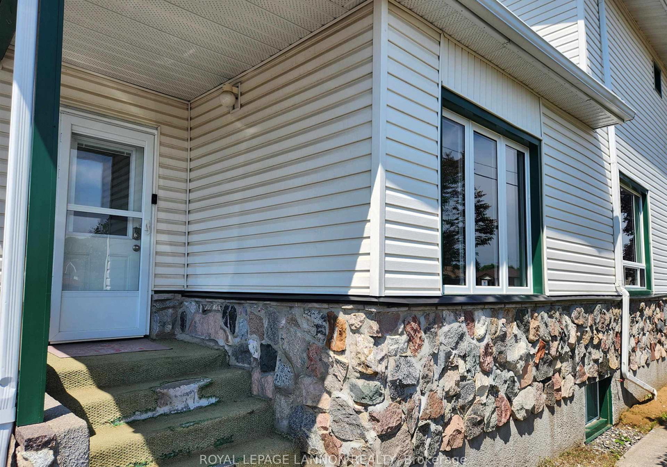 900-mary-street-w-thunder-bay-ontario-x13566150