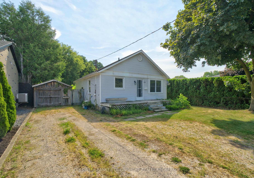 254-marlborough-street-south-huron-ontario-x13566494