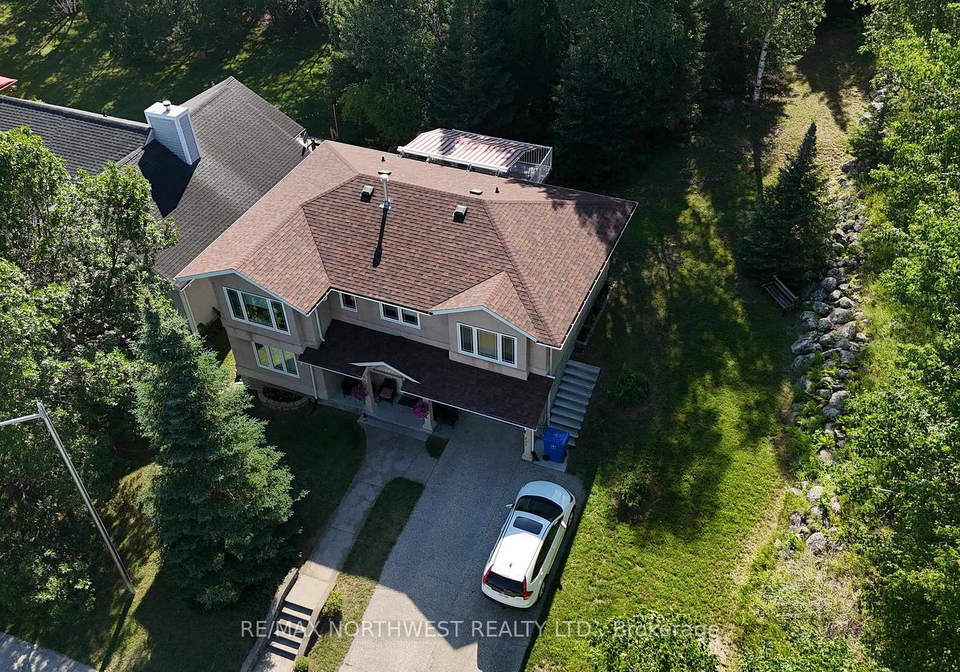 105-south-park-drive-kenora-ontario-x13566640
