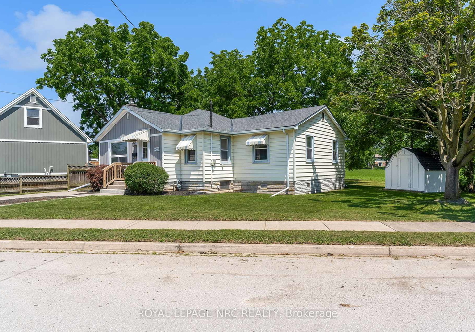 6069-collins-drive-niagara-falls-ontario-x13566784